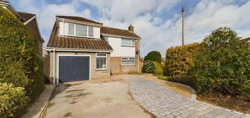 4 bedroom detached house