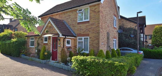 4 bed detached house to rent