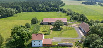 Prodej domu 8.768 m², pozemek 16.105 m², Hořice,