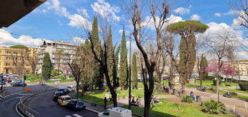 Appartamento piazza della Libertà, Prati, Roma