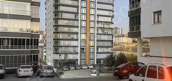 KARAPÜRÇEKTE 3+1 KİRALIK DAİRE