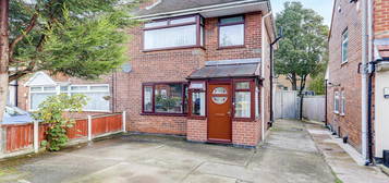 3 bed semi-detached house for sale