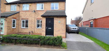 3 bedroom semi-detached house for sale