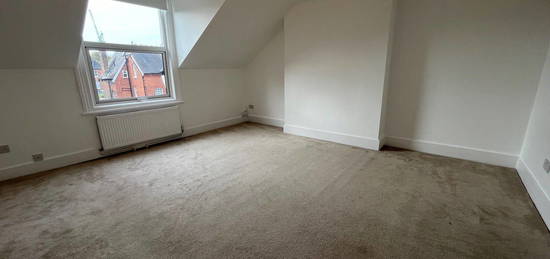 2 bed flat to rent