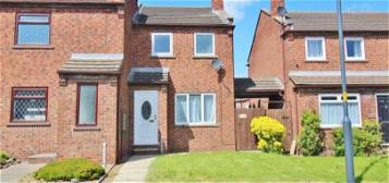 End terrace house to rent in New Millgate, Selby YO8