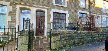 2 bedroom terraced house