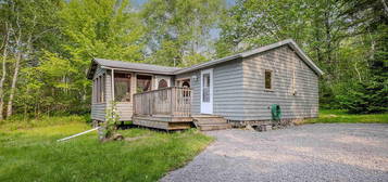 58 Macisaac Ln, Cape Breton, NS B1J 1R6
