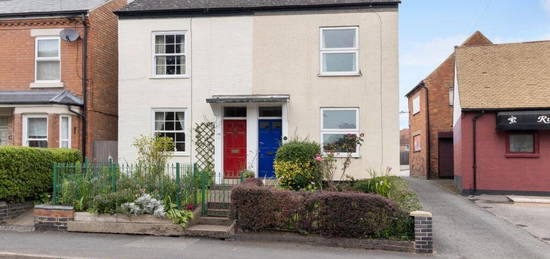 4 bedroom semi-detached house