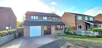 4 bed detached house for sale