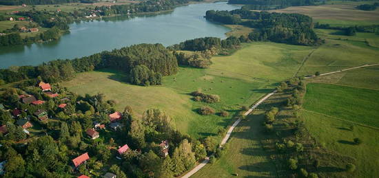 Dom letniskowy z działką w miejscowości Borowe