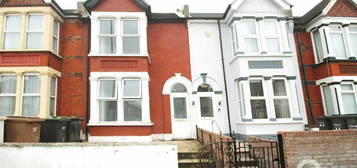 4 bedroom terraced house