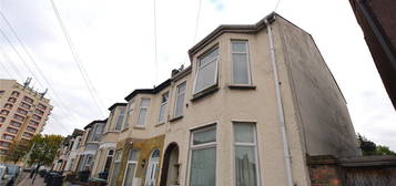 2 bed flat to rent