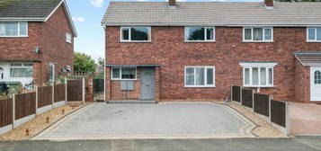 3 bedroom semi-detached house for sale