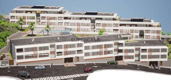 Apartamento T1 no Edf 58 Virtudes com vista Funchal