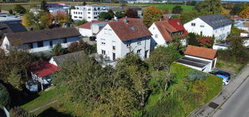 Ulm-Jungingen: Modernisiertes Einfamilienhaus mit Einliegerwohnung und großzügigem Gartenparadies!