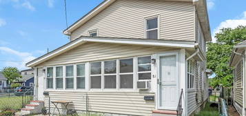 81 Seabreeze Way, Keansburg, NJ 07734