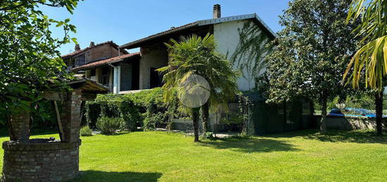 CASA SEMINDIPENDENTE A ALBIANO D'IVREA