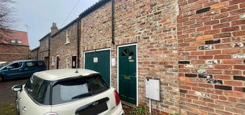 1 bedroom terraced house to rent