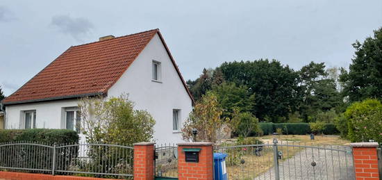 Einfamilienhaus mit Garten in bester Wohnlage