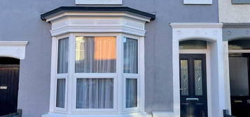 3 bedroom terraced house to rent