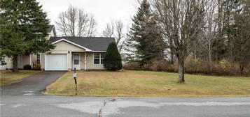 100 Pine Ln, Boonville, NY 13309