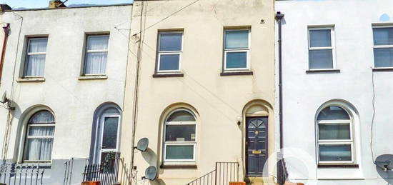 2 bedroom terraced house