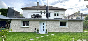 Maison 2 étages  à vendre, 7 pièces, 4 chambres, 145 m²