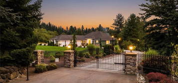 6130 Maltby Rd, Woodinville, WA 98072