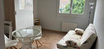 Studio meublé 24 m2 à louer