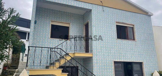 Casa T2 em Santa Maria, São Pedro E Matacães de 128,00 m²