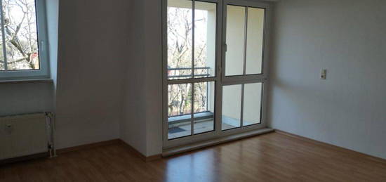 3 Zimmer mit Balkon (Loggia) und TG Stellplatz - 1.12.2024