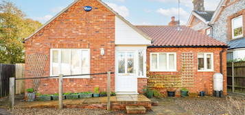 2 bed bungalow for sale