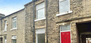 Terraced house to rent in Blackhouse Road, Fartown, Huddersfield HD2