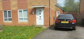 2 bedroom semi-detached house