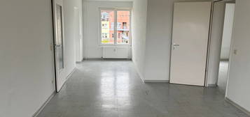 Geräumige Familienwohnung mit Balkon sucht neue Mieter!