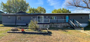 505 S 5th St W, Baker, MT 59313