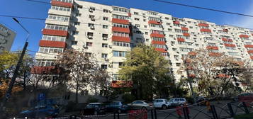 Apartament cu 2 camere decomandat - 55 mp - etaj 7/8