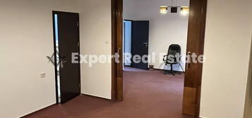 Apartament SPATIOS 4 CAMERE-VICTORIEI