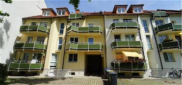 + frei werdendes 1-Raum-Wohnung mit Balkon und PKW-Stellplatz in beliebter Lage +