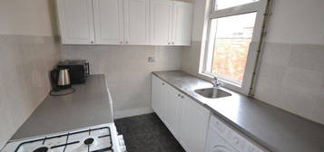 Flat to rent in Roman Street, Leicester LE3