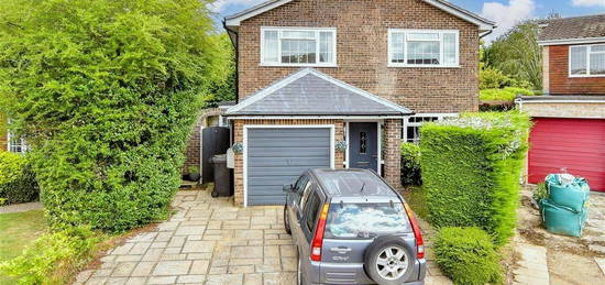 4 bed detached house for sale