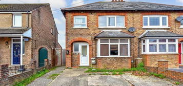 Flat for sale in Hawthorn Road, Bognor Regis, West Sussex PO21