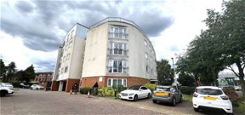 Flat to rent in Burnt Ash Lane, Bromley BR1