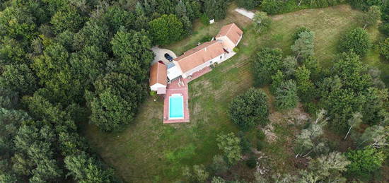 Maison avec piscine en Sologne