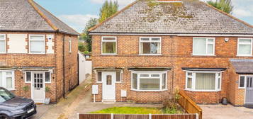 3 bed semi-detached house for sale