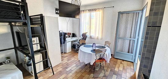 Studio  à vendre, 1 pièce, 23 m², Parking