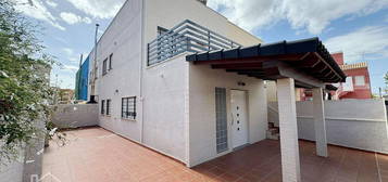 Chalet adosado en venta en Bellreguard