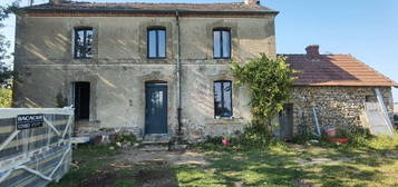 Maison creusoise avec grand terrain et possibilité de ferme pédagogique