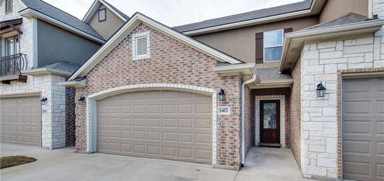 1402 Crescent Ridge Dr, College Station, TX 77845