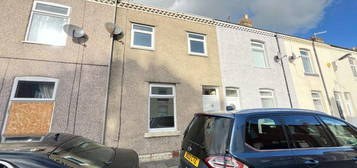 2 bedroom terraced house